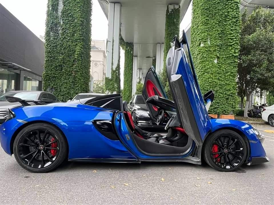 McLaren 570