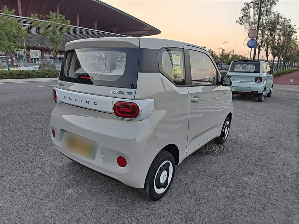 Wuling Hongguang MINIEV Wuling Hongguang MINIEV