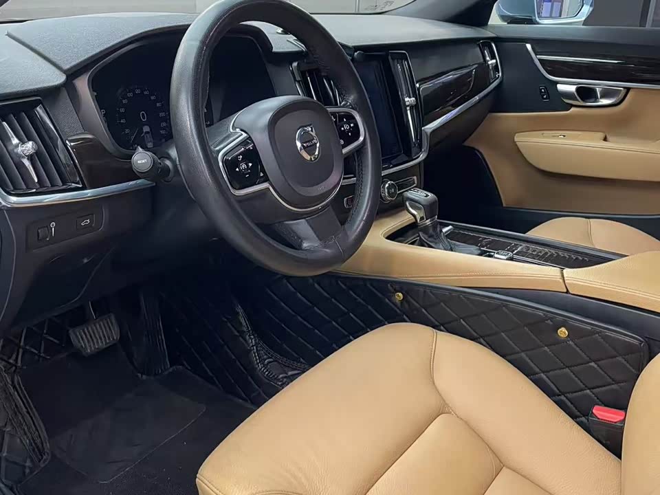Volvo S90 Volvo S90
