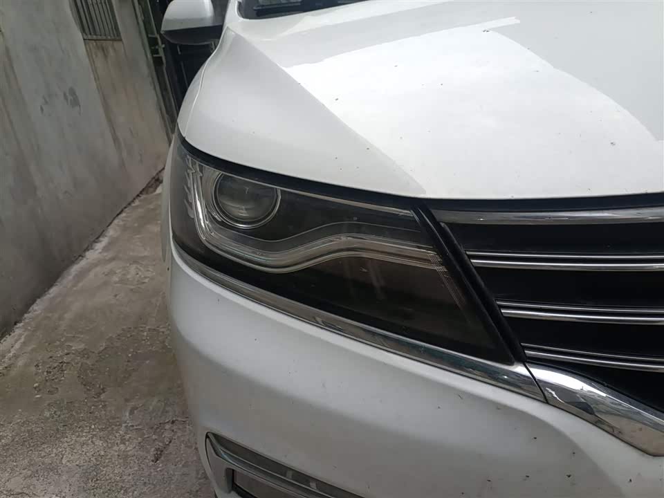 Roewe RX5 Roewe RX5