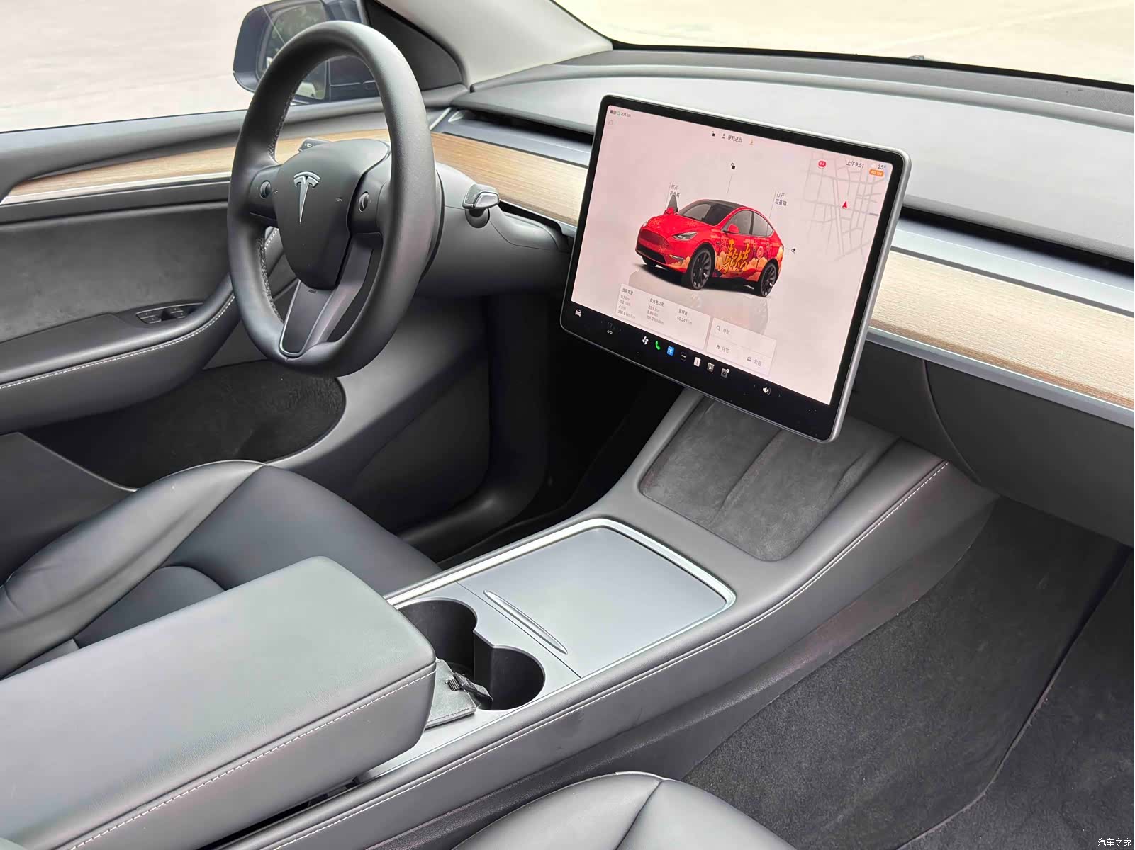 Tesla Model Y, 2022 все фото