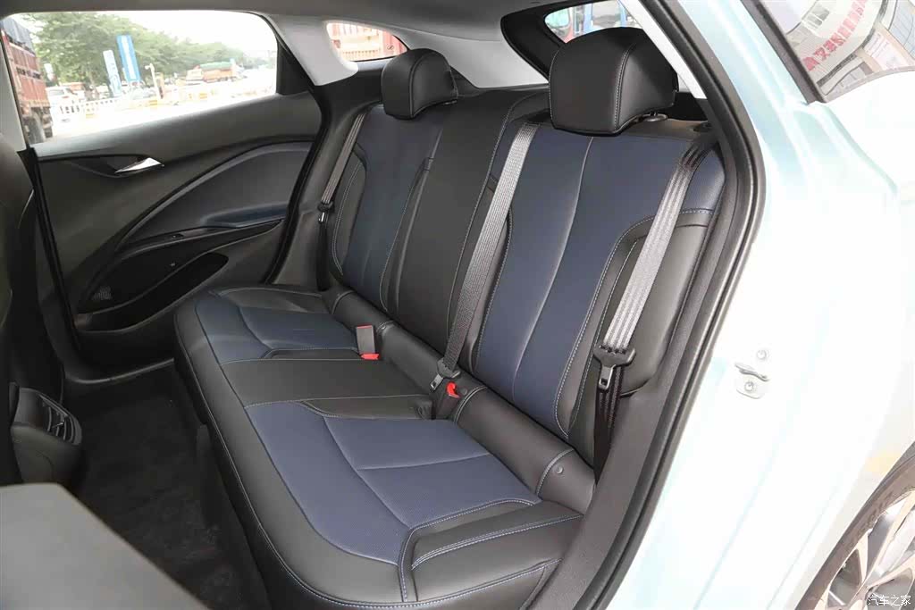Buick Velite, 1900 7