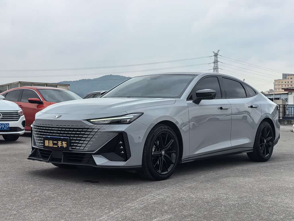 Changan UNI-V