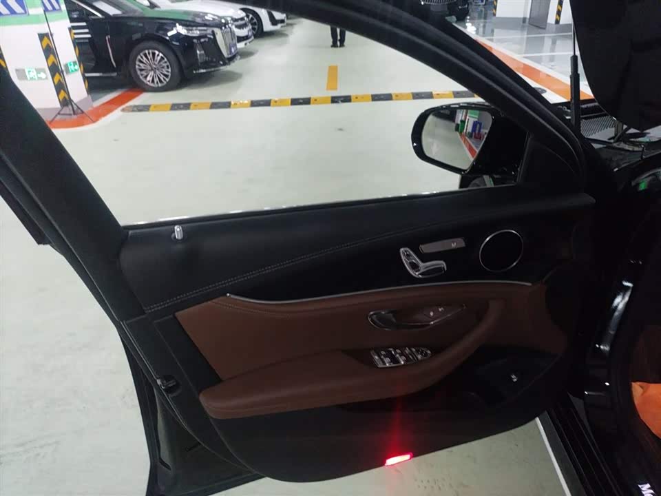 Mercedes-Benz E-class Mercedes-Benz E-class