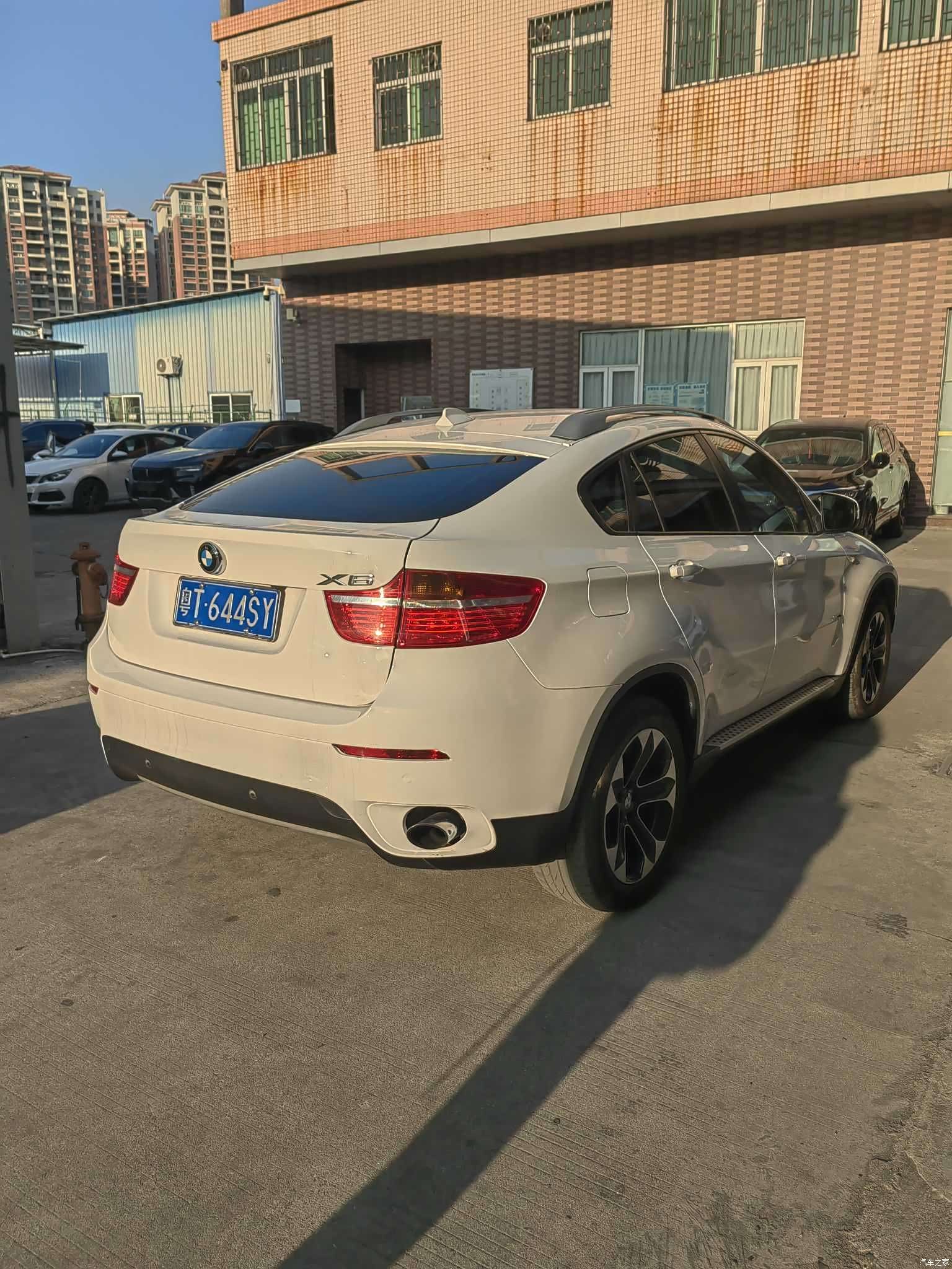 BMW X6, 2012 4