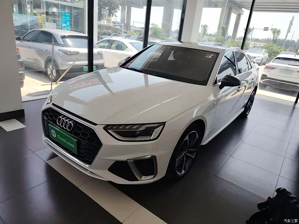 Audi A4L, 2020 1