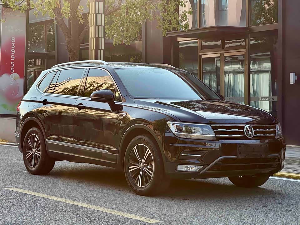 Volkswagen Tiguan L