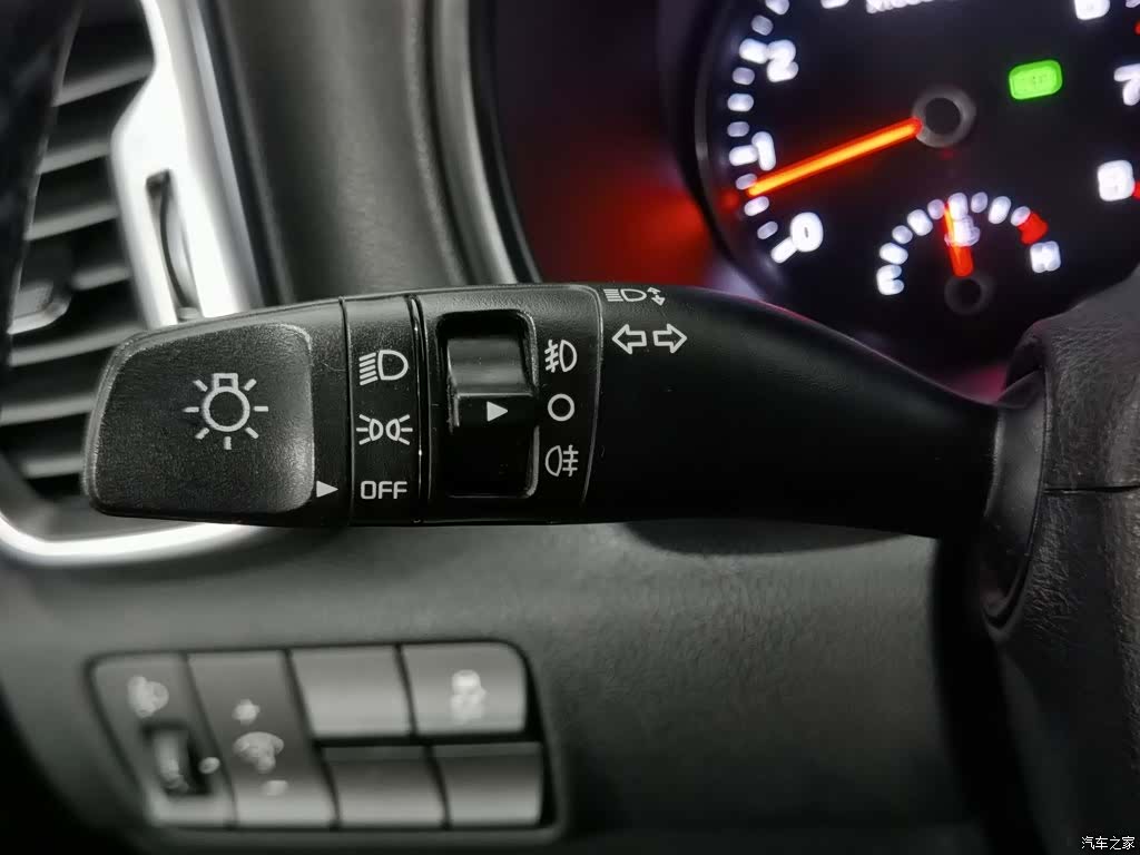 Kia KX5, 2016 21