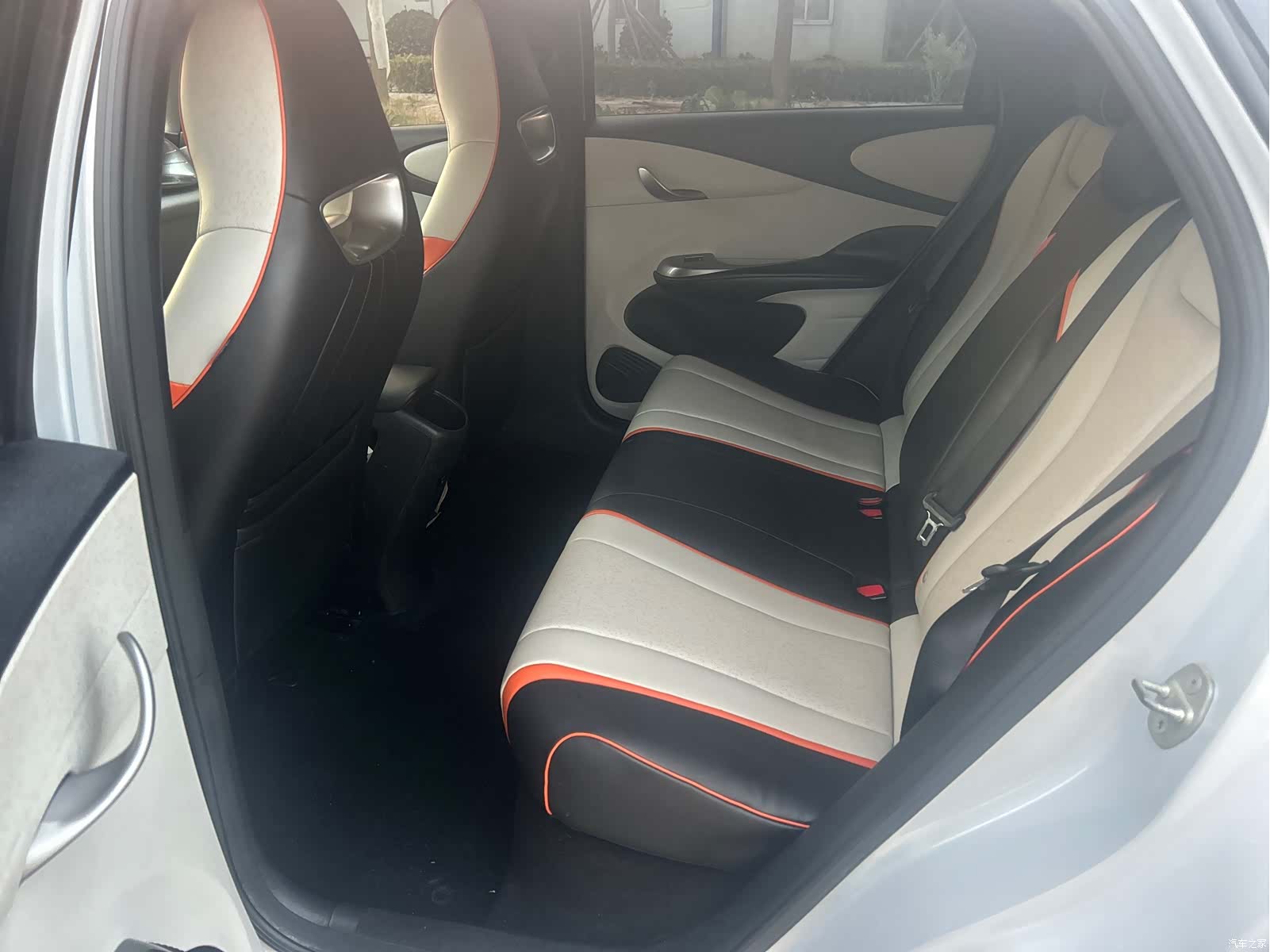 BYD Dolphin, 2021 23