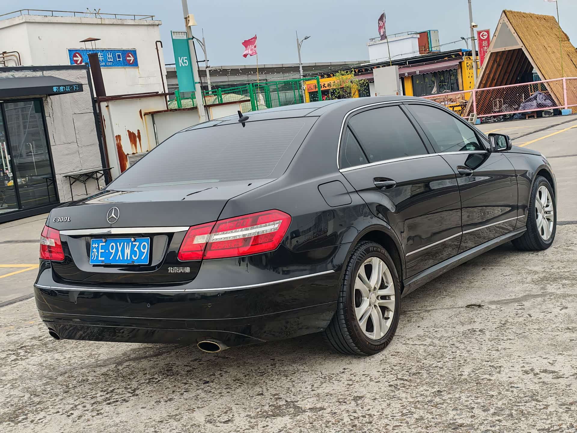 Mercedes-Benz E-Class, 2011 4