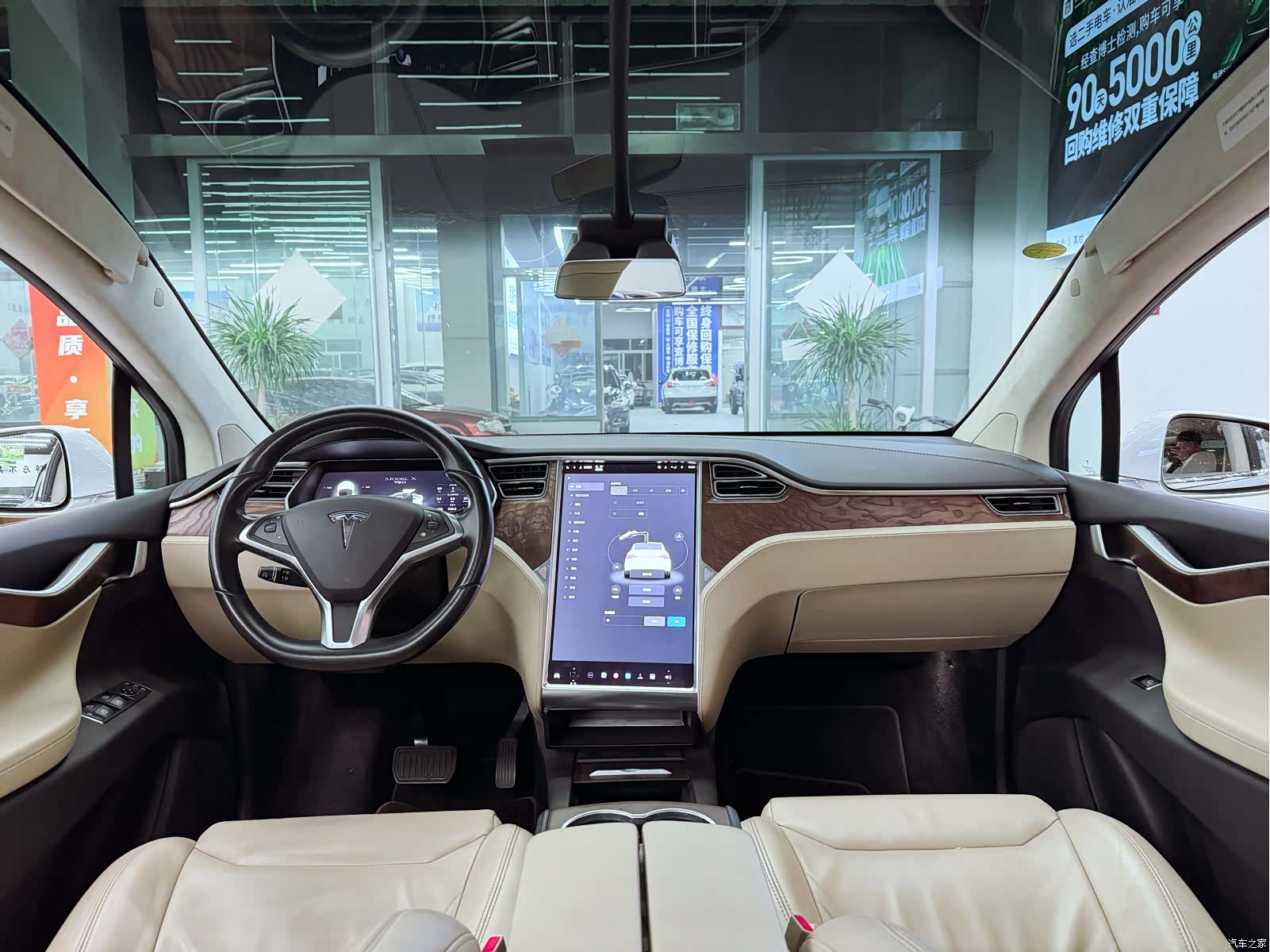 Tesla Model X, 2017 17