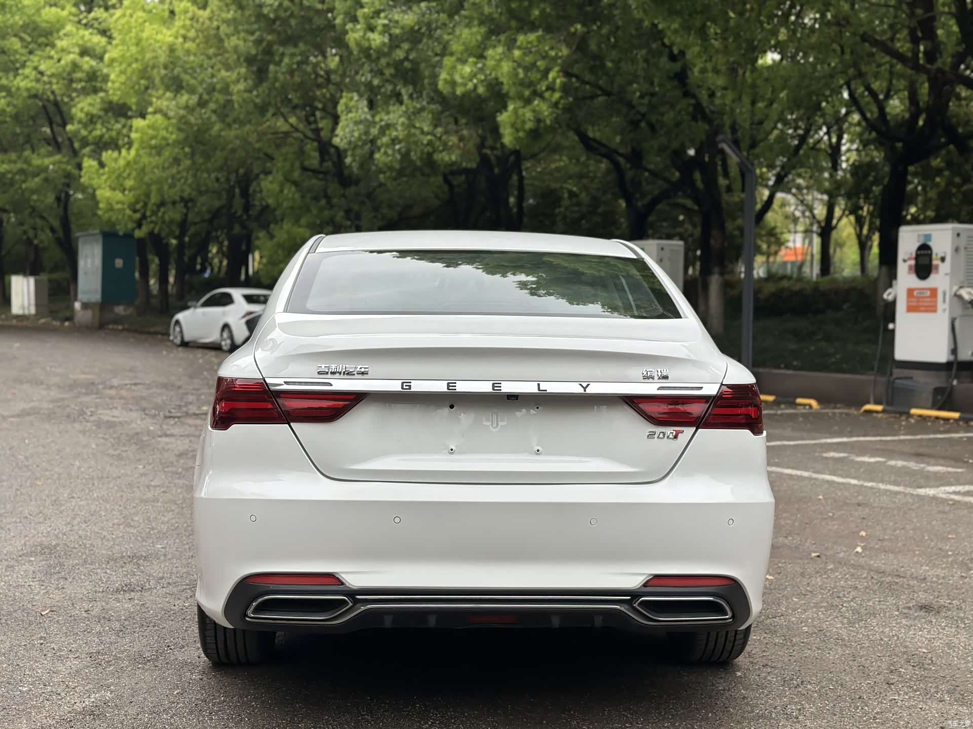 Geely Binray, 2019 7
