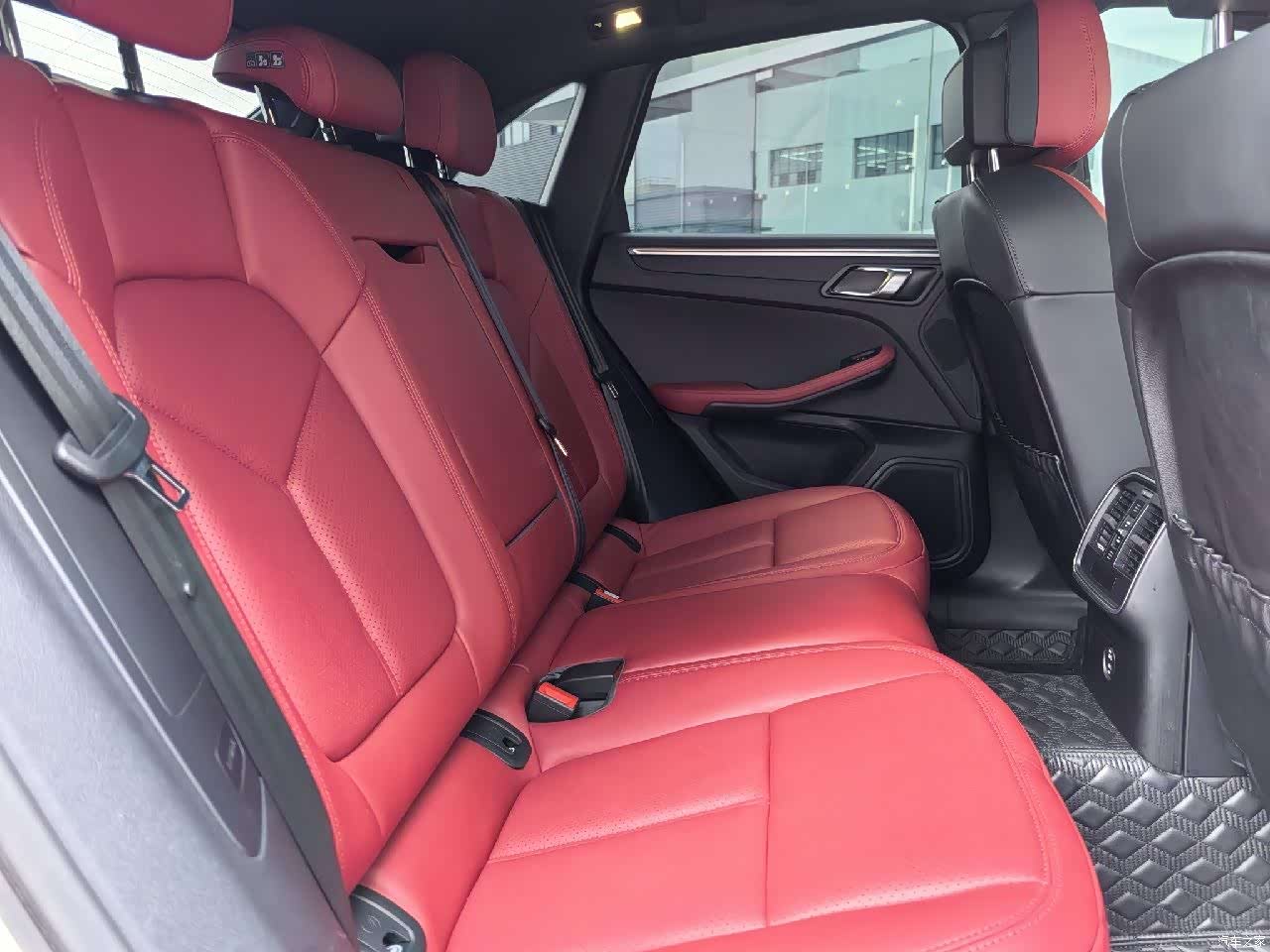 Porsche Macan, 2024 13