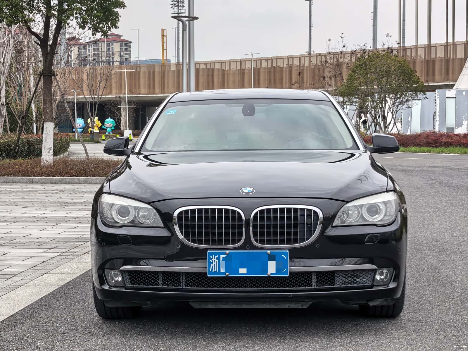 BMW 7 Series, 2011 2