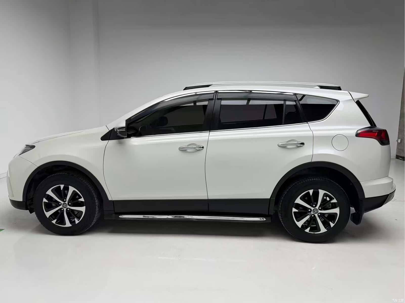Toyota RAV4, 2017 9