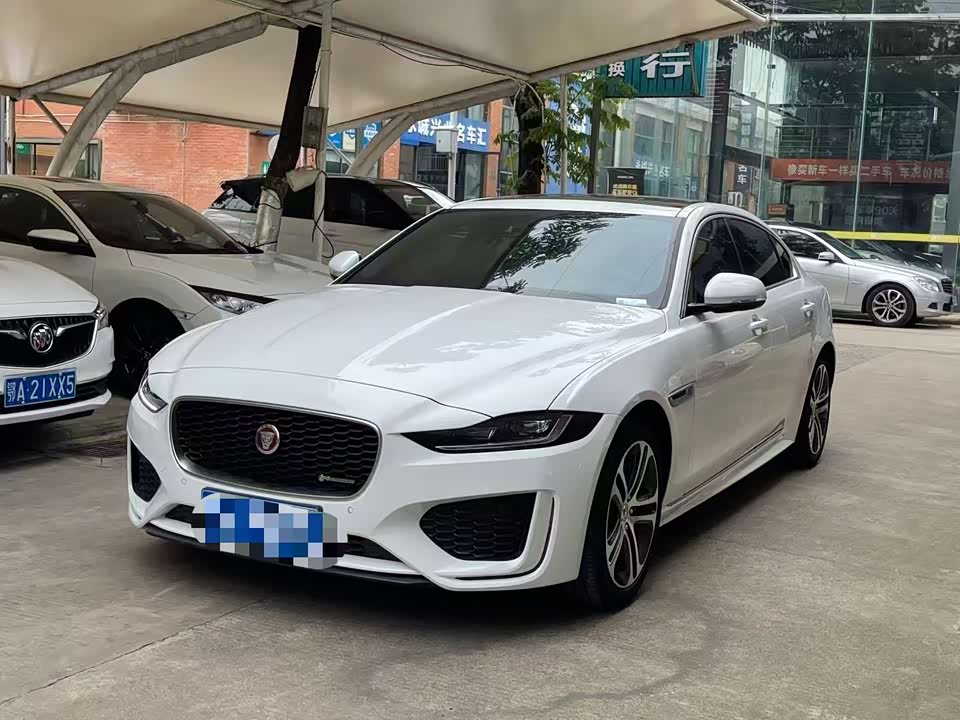 Jaguar XEL Jaguar XEL