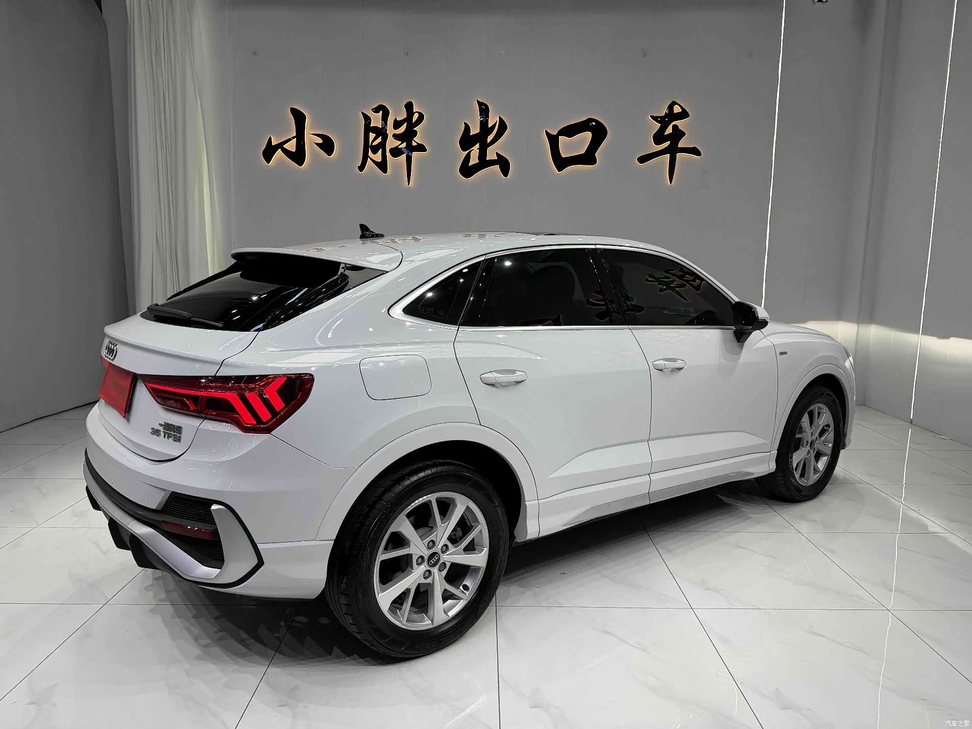 Audi Q3, 2022 3
