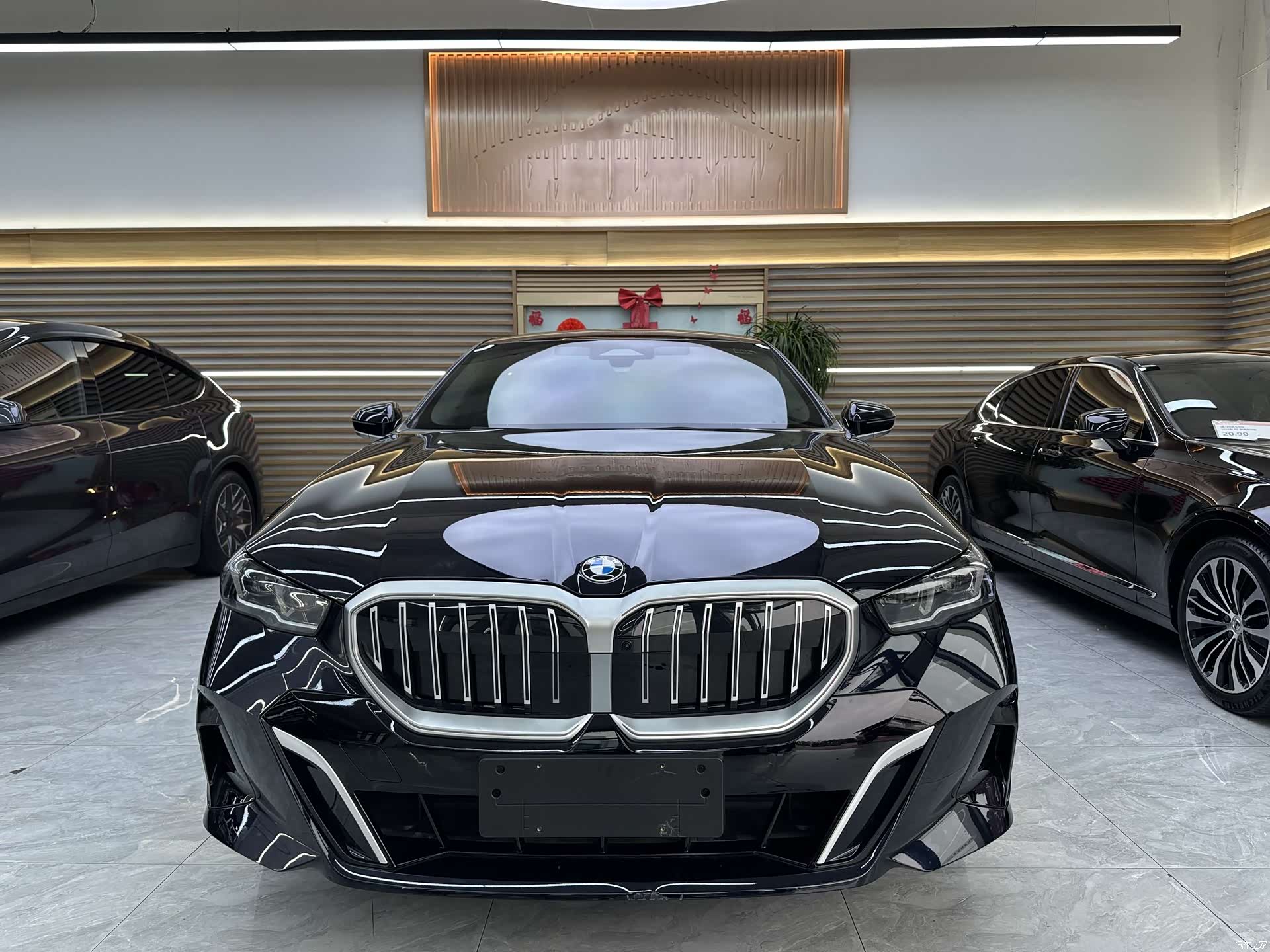BMW 5 Series, 2025 2