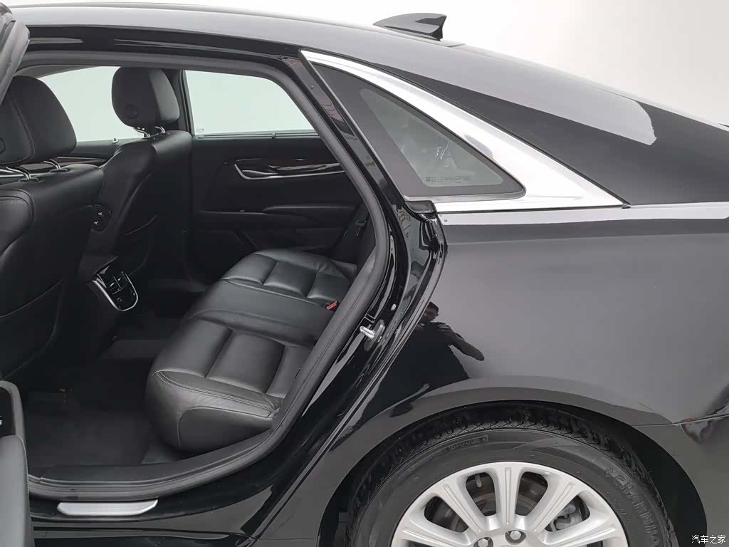 Cadillac XTS, 2017 15