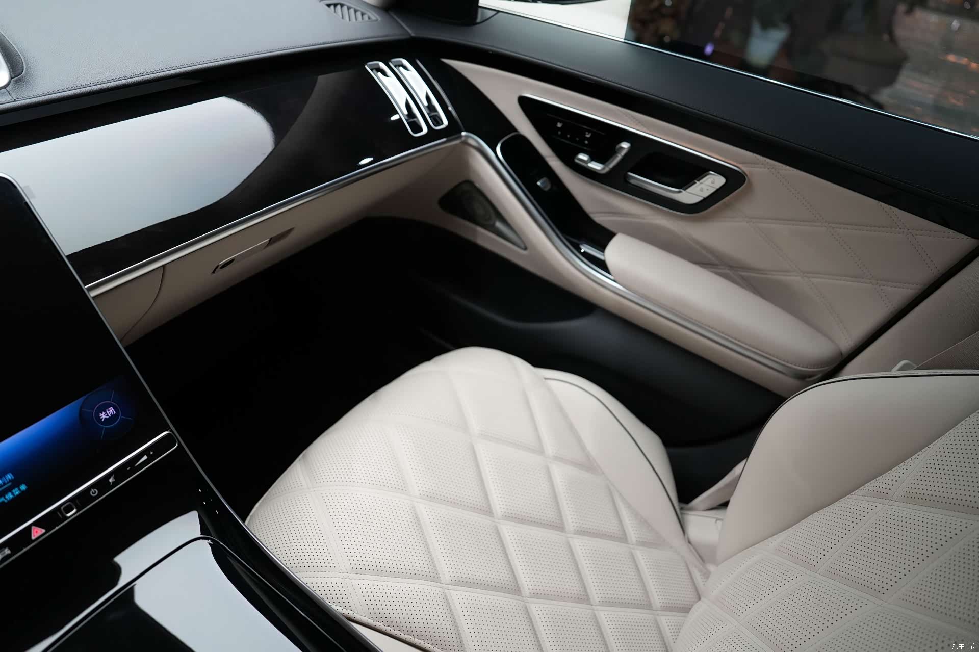 Maybach S-Class, 2026 19