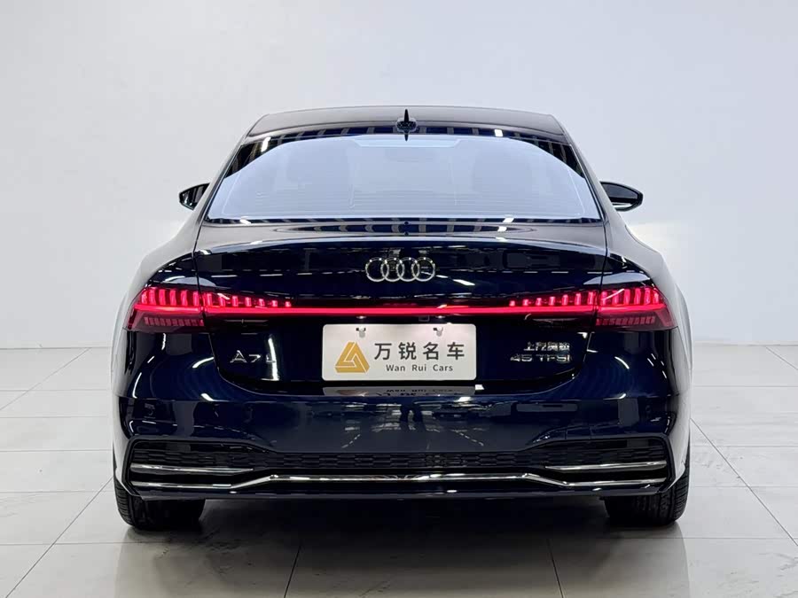 Audi A7L 2024, фото 4