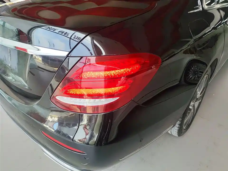 Mercedes-Benz E-class Mercedes-Benz E-class