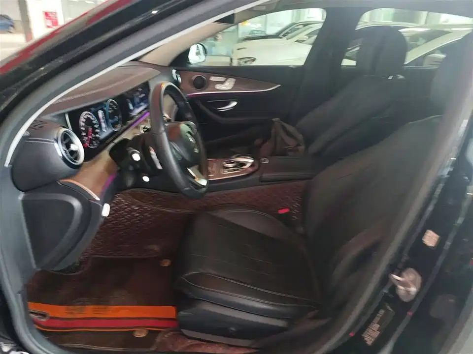 Mercedes-Benz E-class Mercedes-Benz E-class