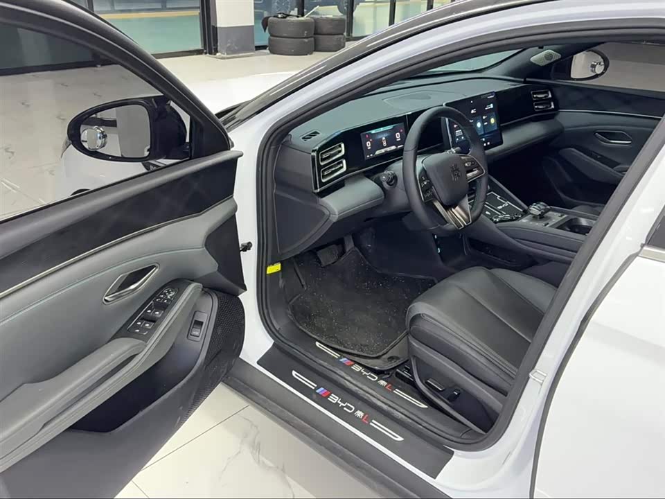 BYD Qin L