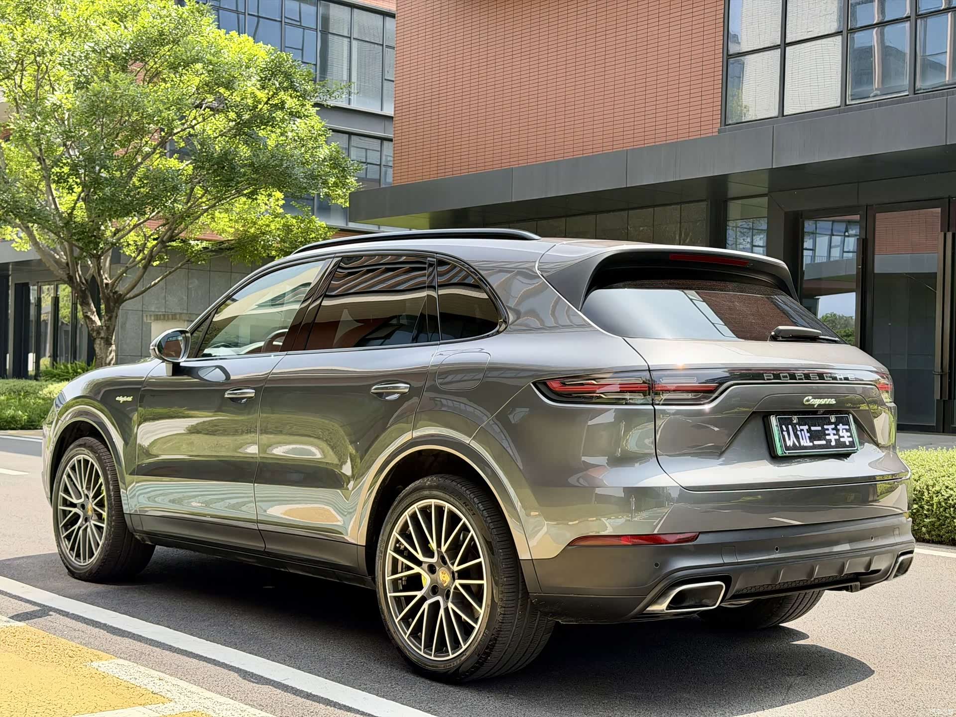 Porsche Cayenne, 2021 12