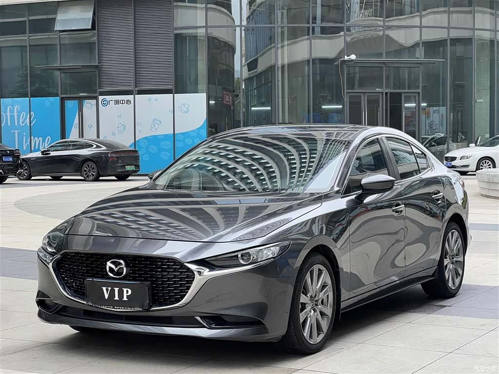 Mazda Mazda3, 2022 1