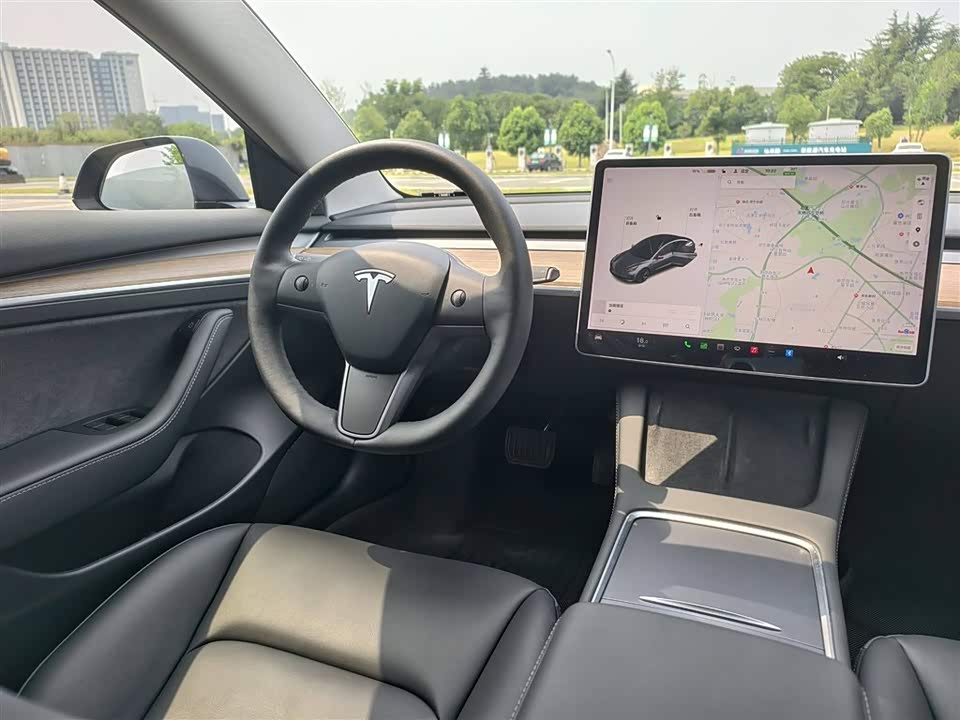 Tesla Model 3 Tesla Model 3