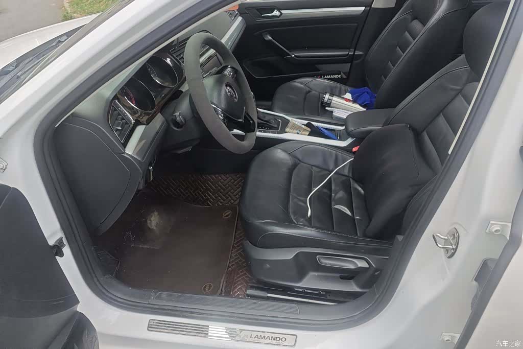 Volkswagen Lamando, 2016 9