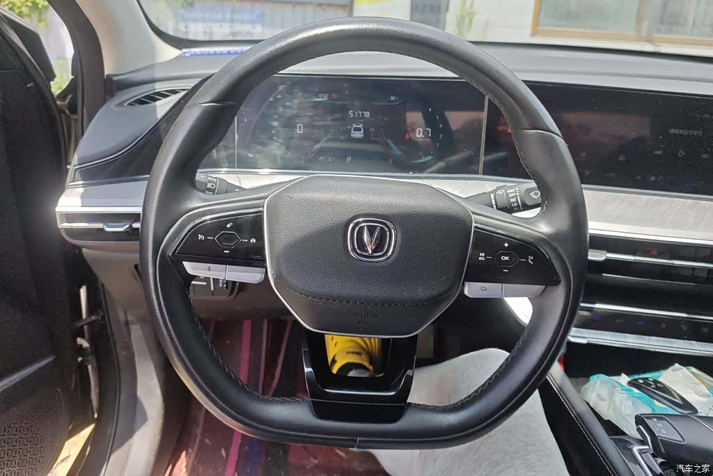 Changan Eado, 2023 15