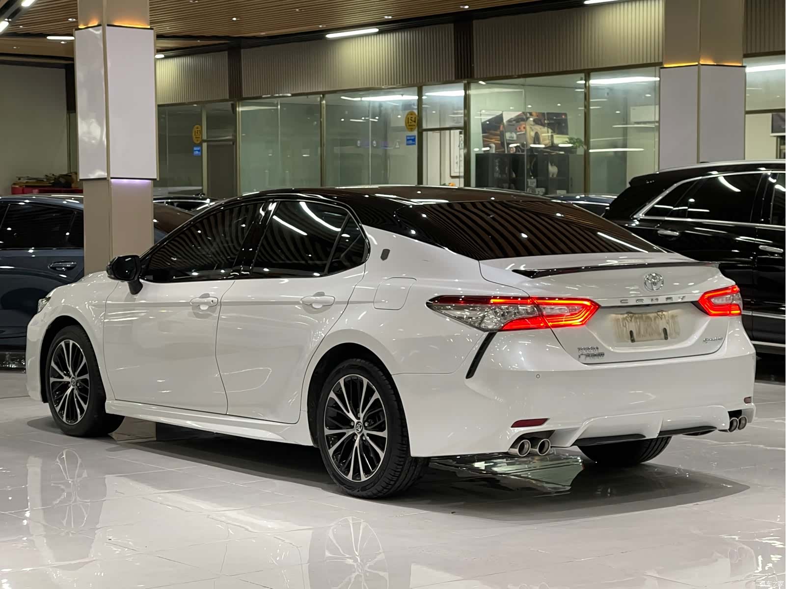 Toyota Camry, 2019 14