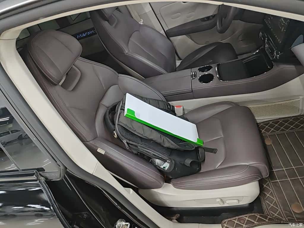 Leapmotor C11, 2023 25