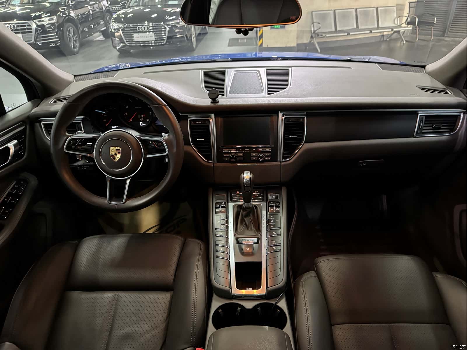 Porsche Macan, 2016 10
