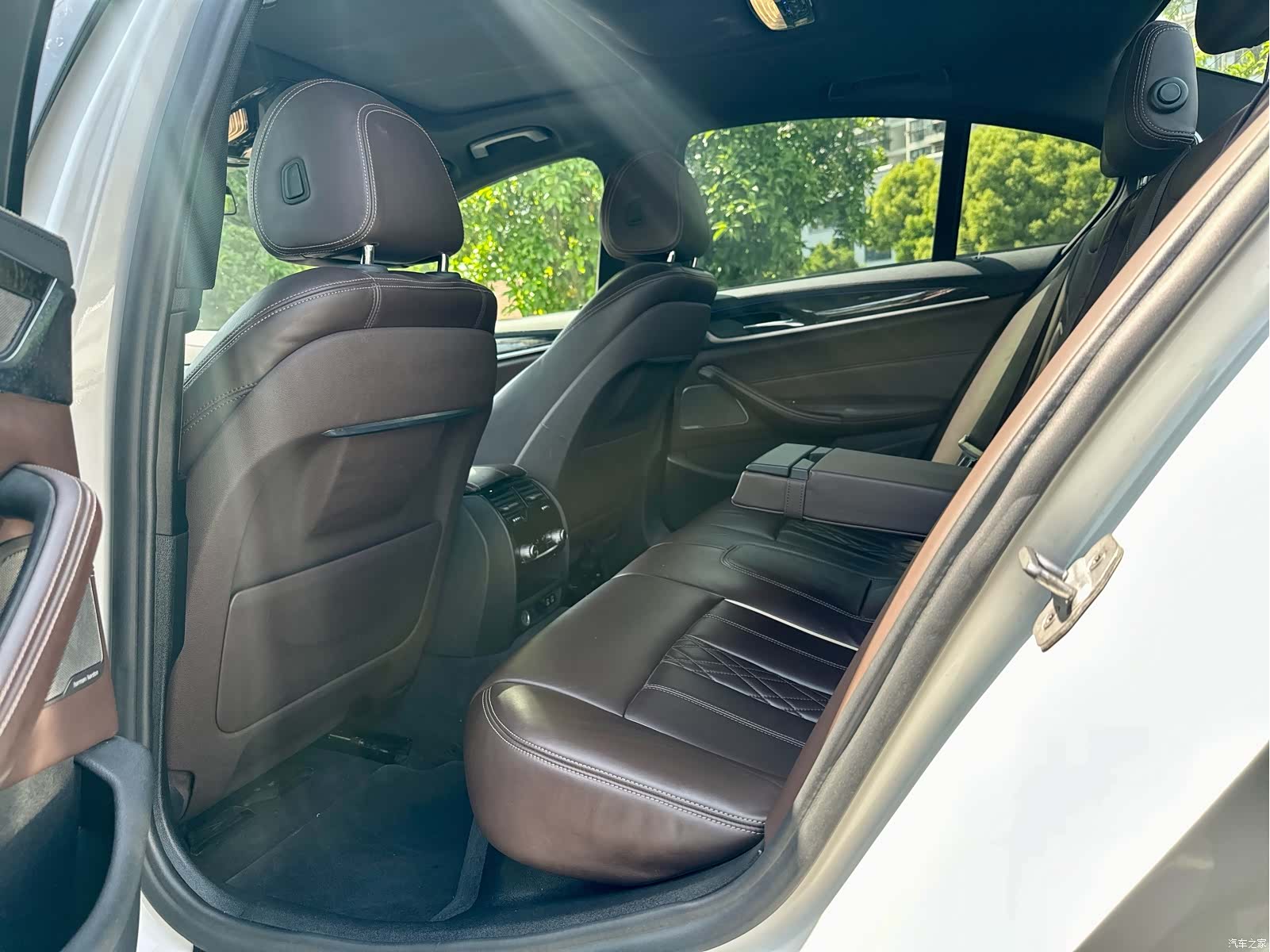 BMW 5 Series, 2020 6