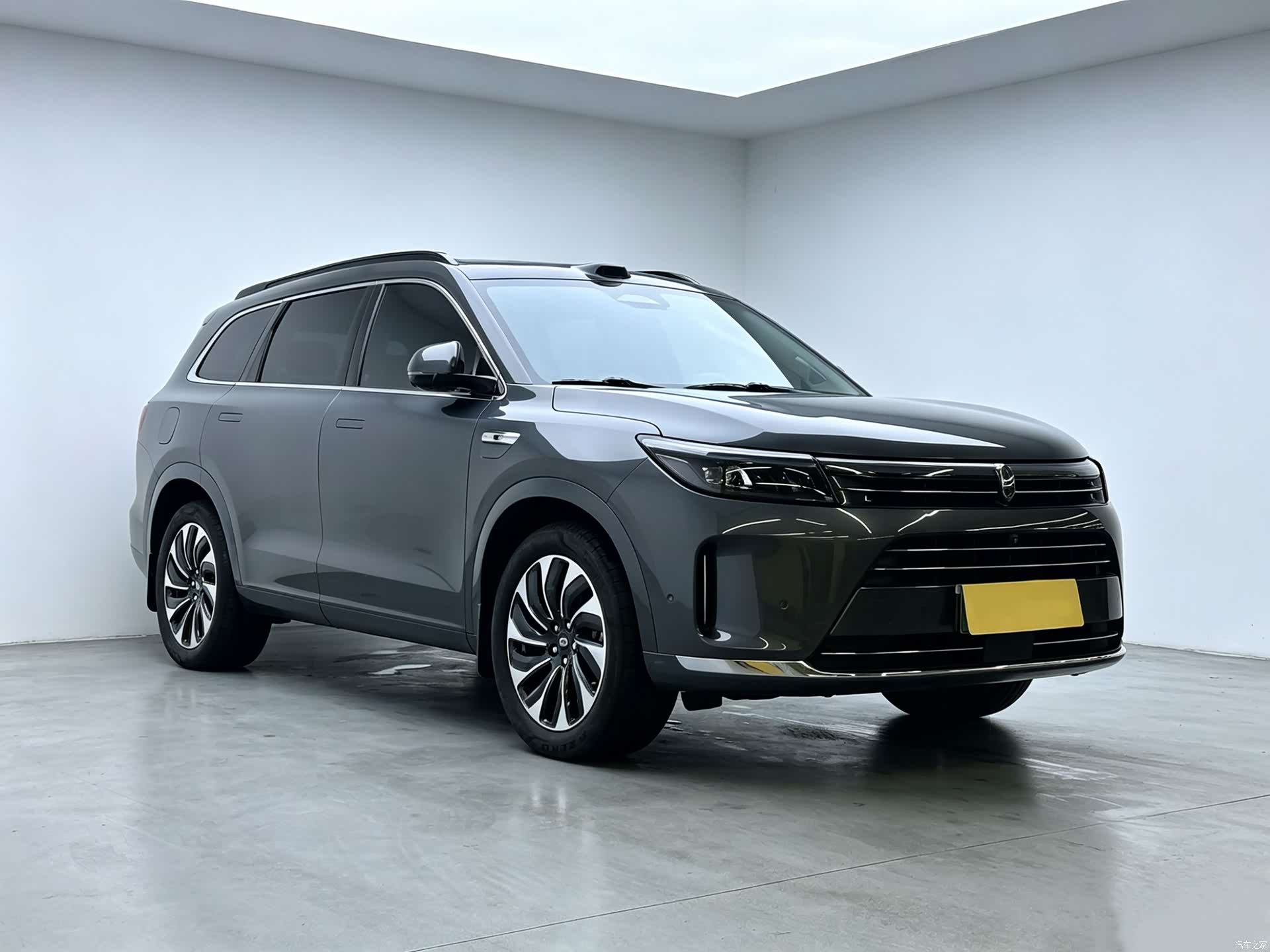 AITO M7, 2024 3