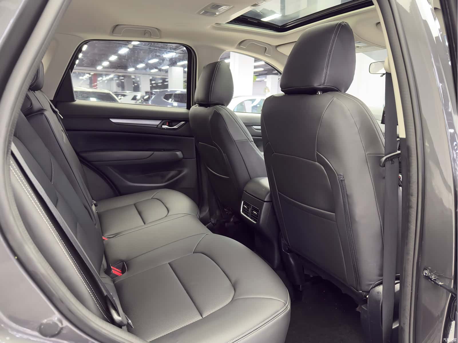Mazda CX-5, 2024 11