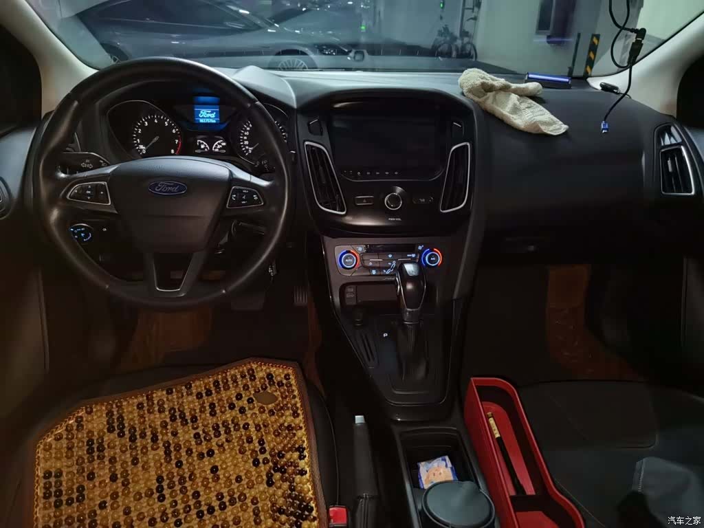 Ford Focus, 2016 6