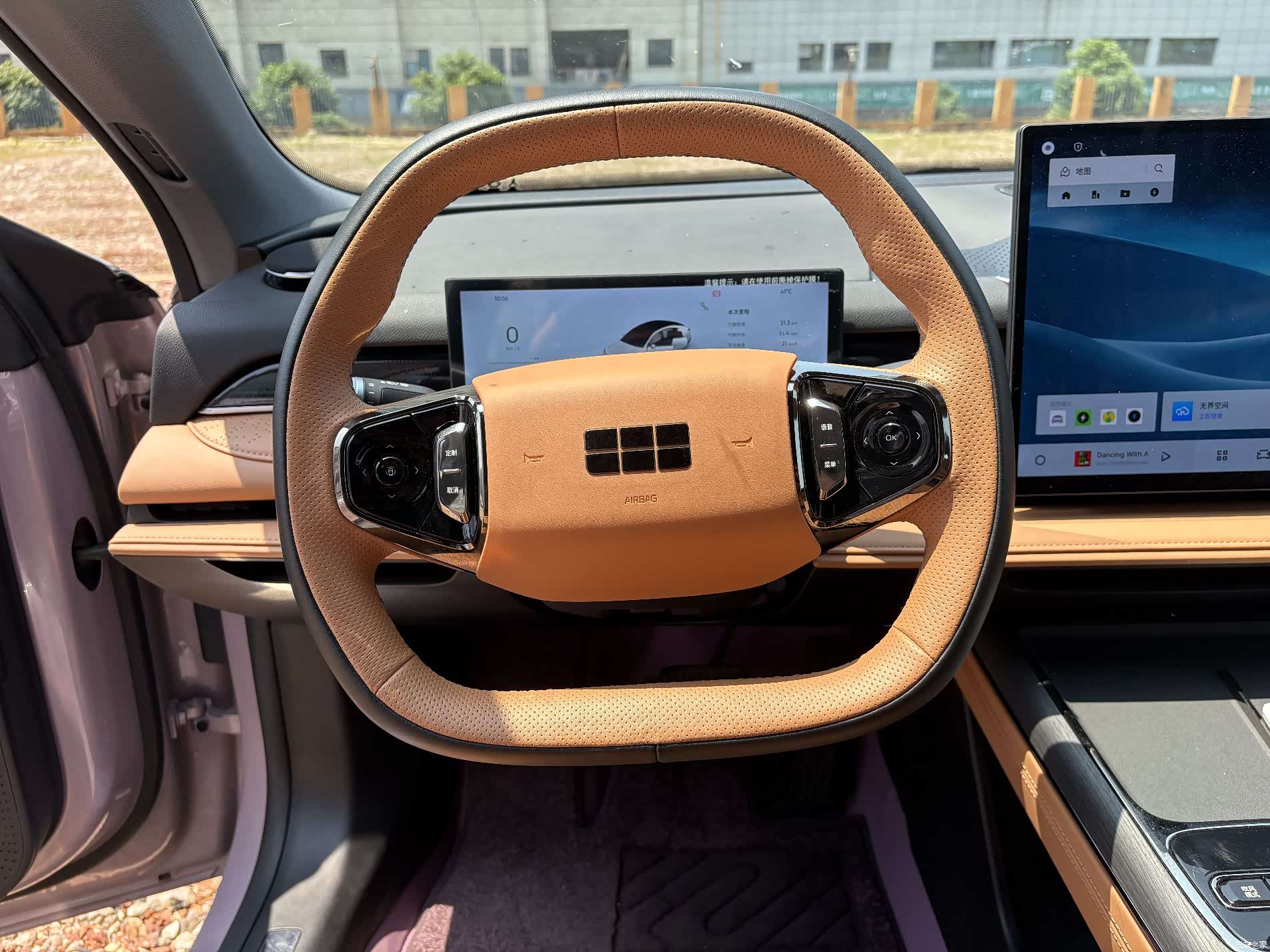 Geely 8, 2026 14