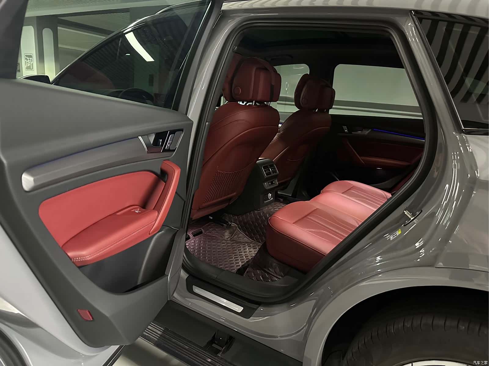 Audi Q5L, 2026 14