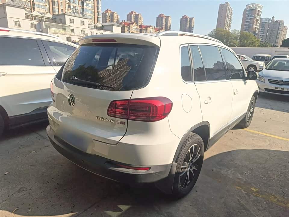 Volkswagen Tiguan