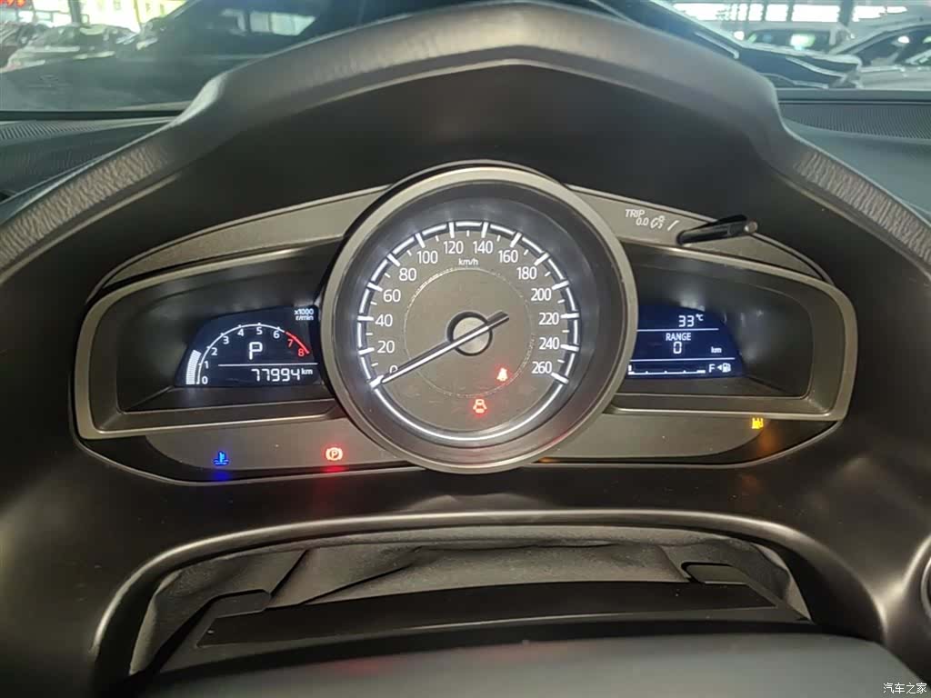Mazda Mazda3, 2018 12