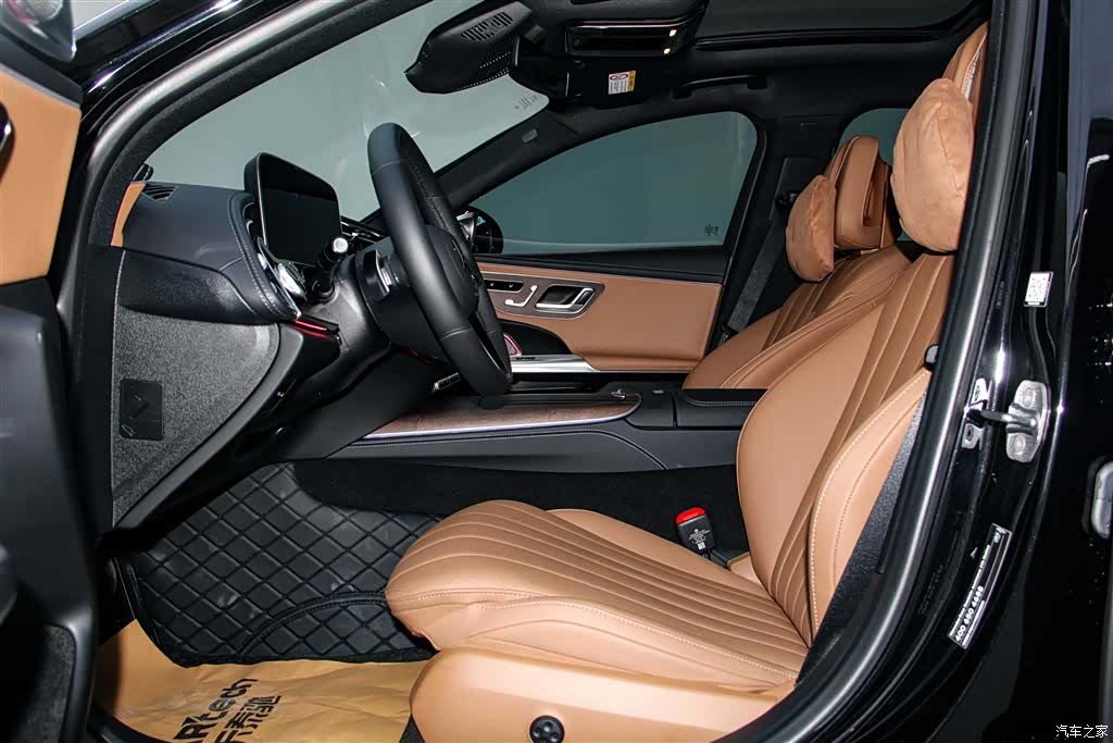 Mercedes-Benz E-Class, 2025 26