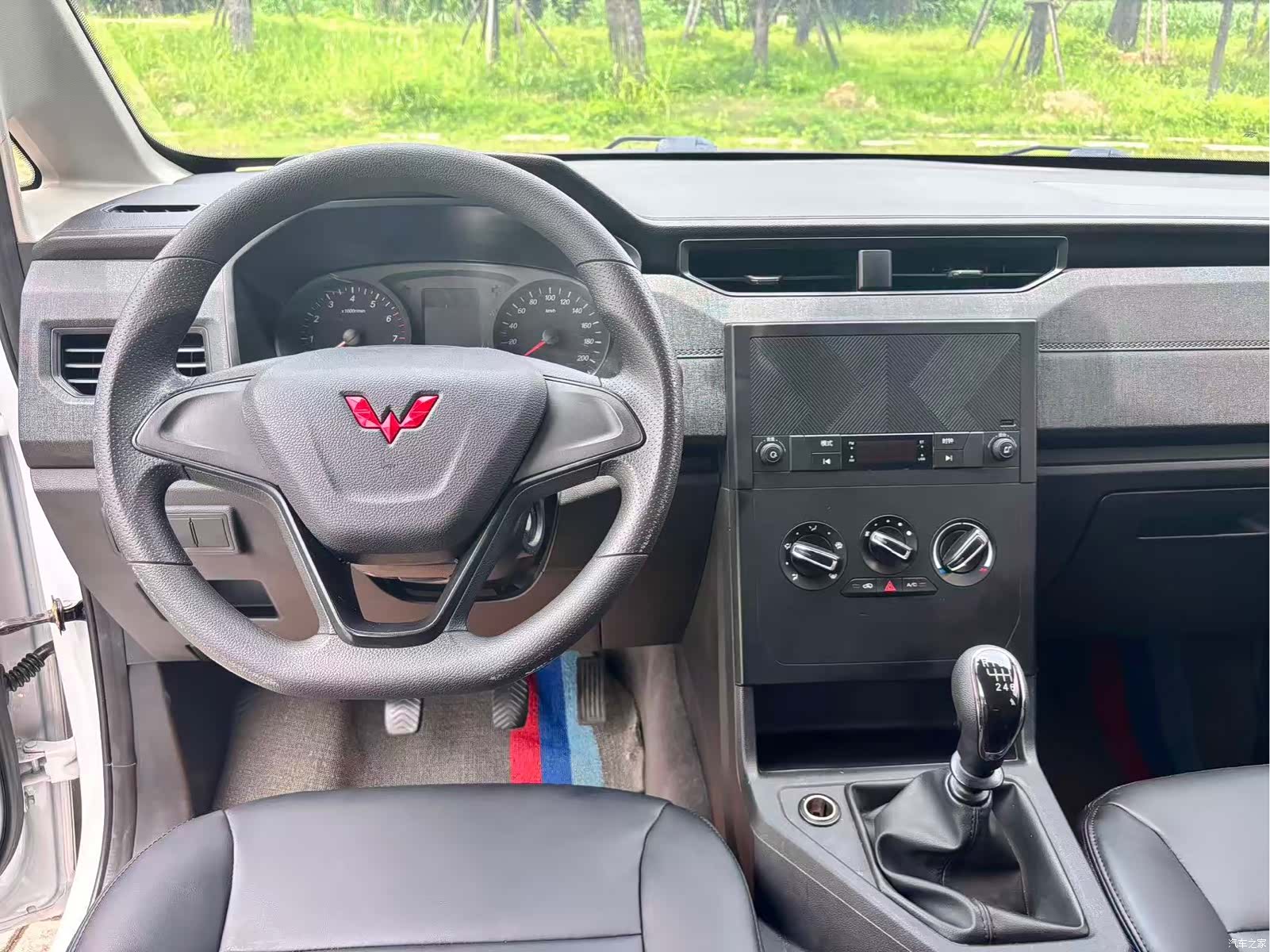 Wuling Hongguang, 2022 10