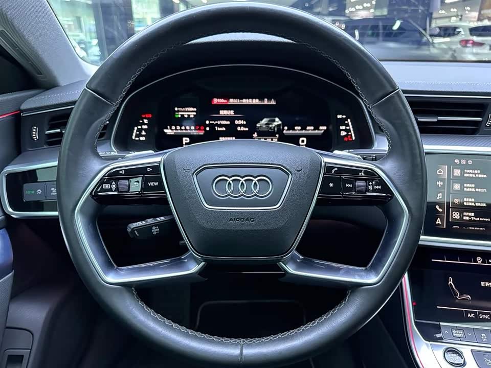 Audi A7L