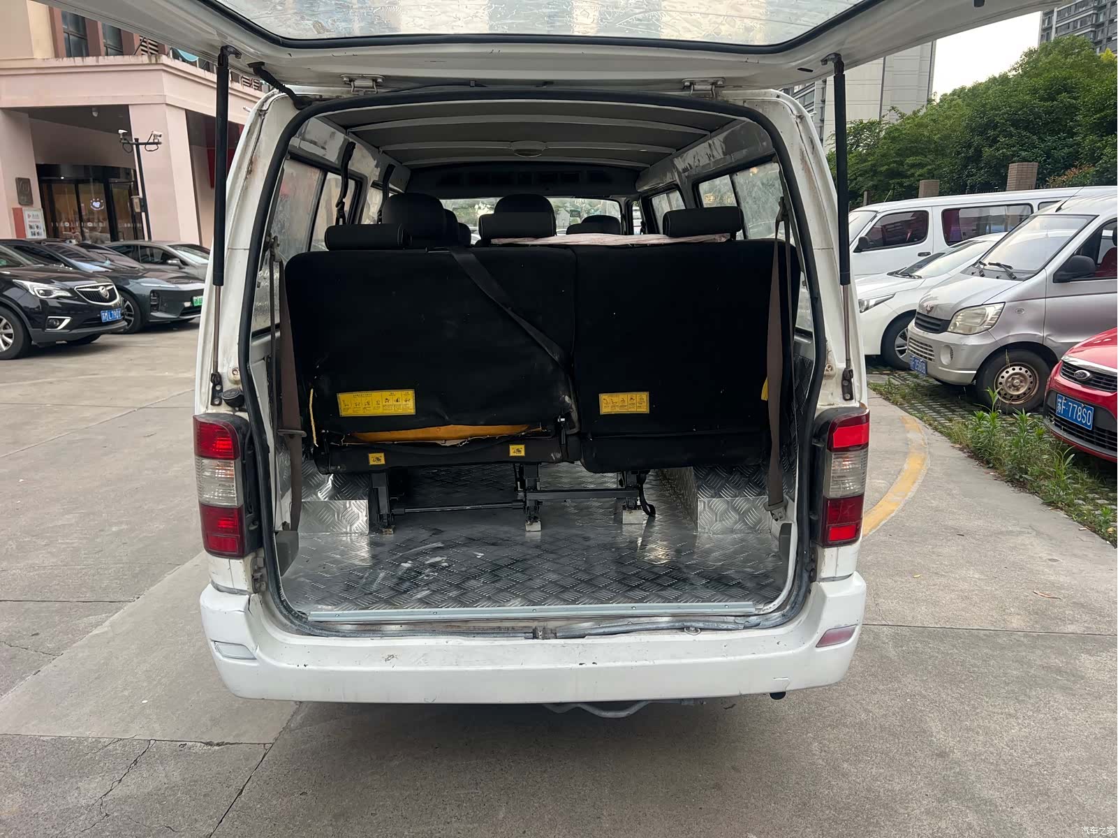 HuaChenLeiNuo HiAce, 2016 8