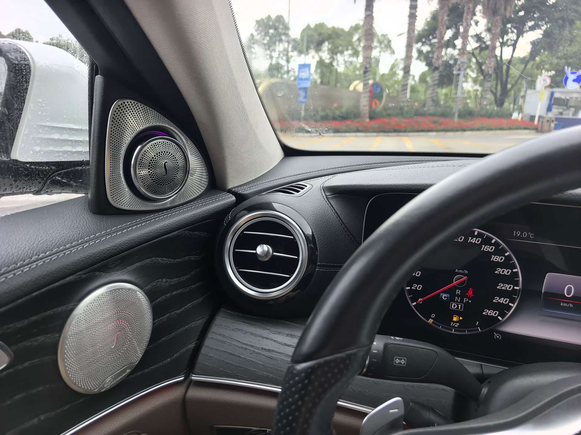 Mercedes-Benz E-Class, 2019 18