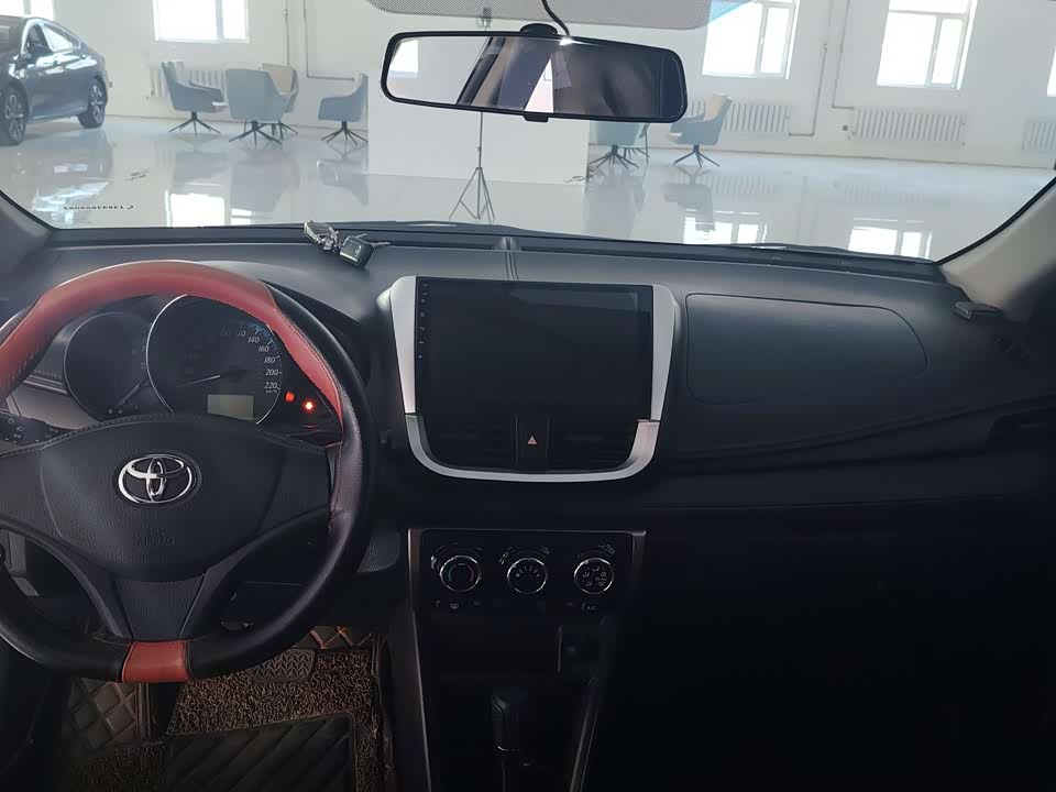 Toyota YARiS L Zhixuan
